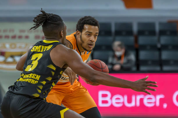 圆神效应不 圆神效应不