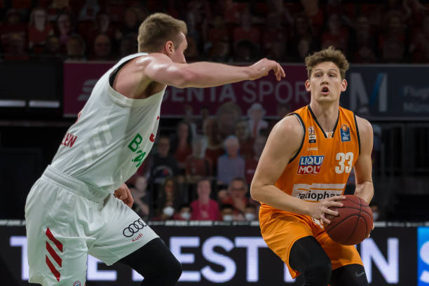 了足球界 了足球界